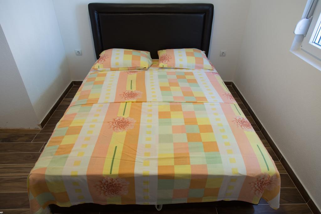 Del Mar Apartments Чань Екстер'єр фото