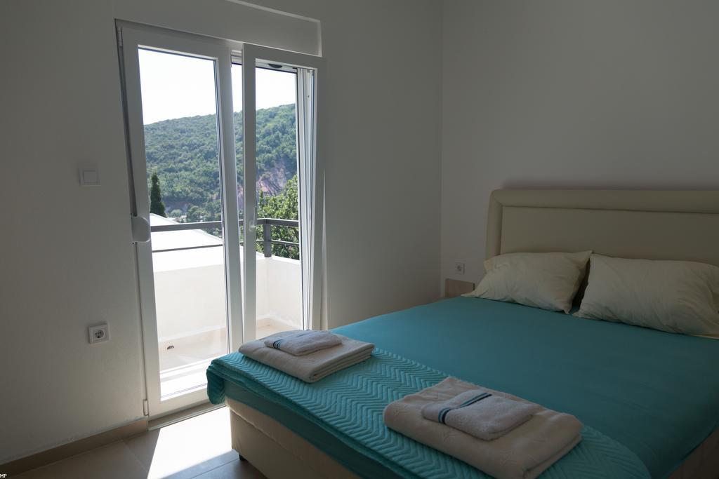 Del Mar Apartments Чань Екстер'єр фото